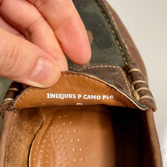 G.H. Bass Brown Leather & Camo Weejuns Penny Loafers Men's 8.5 D Shoes - Picture 12 of 16